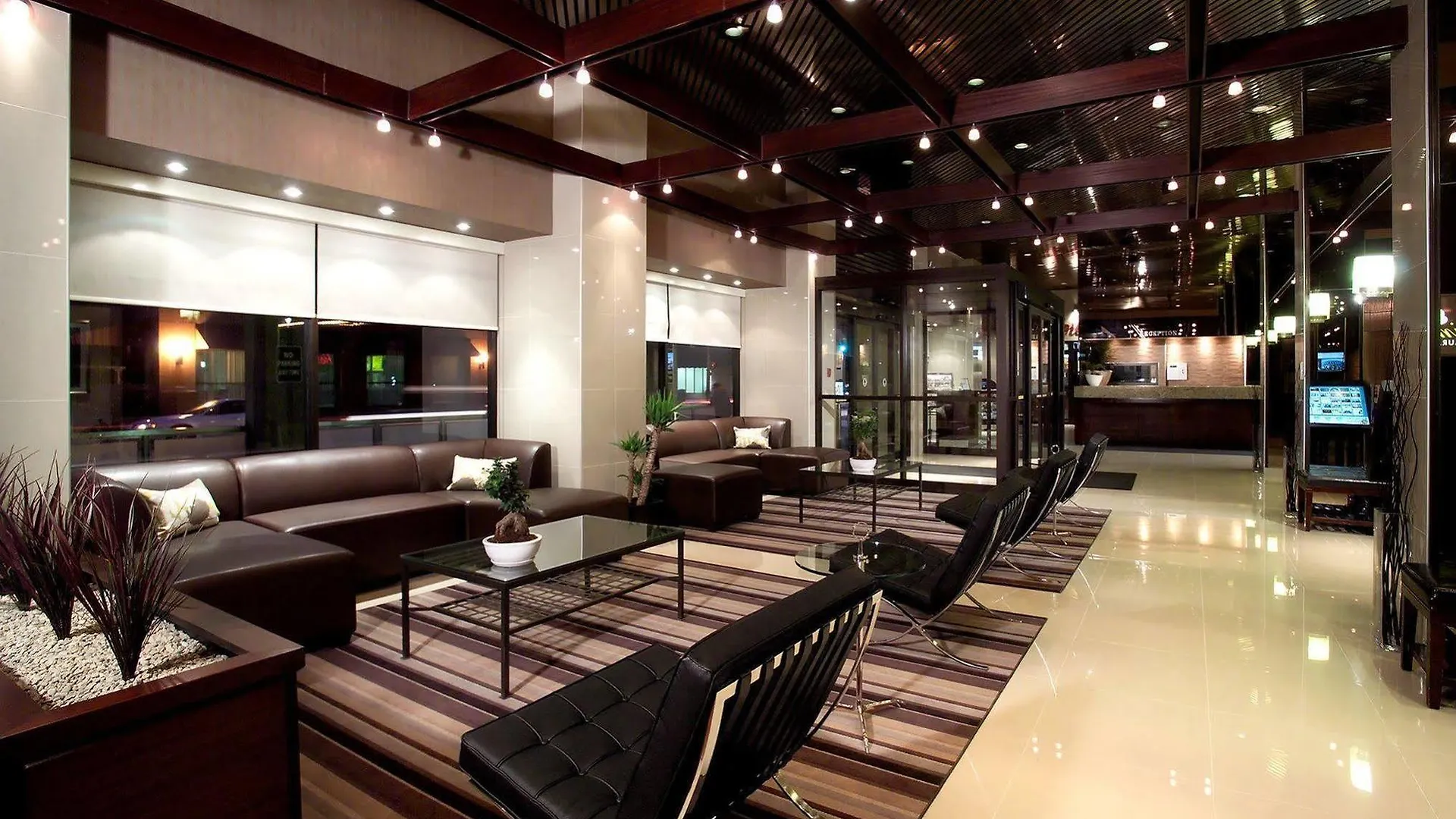 Best Western Primrose Hotel Downtown Toronto