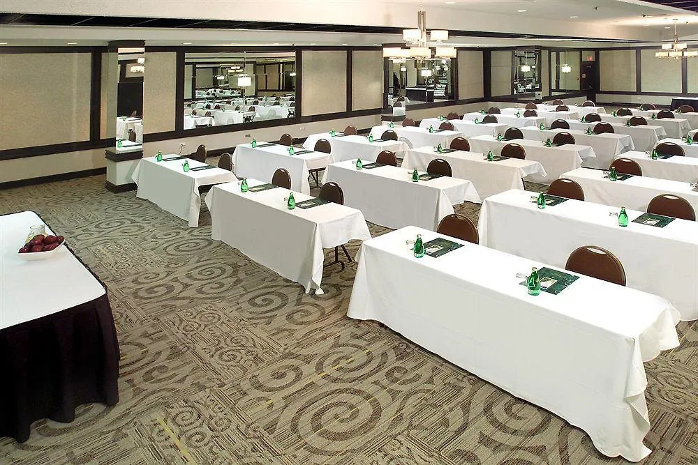 Best Western Primrose Hotel Downtown Toronto 3*,