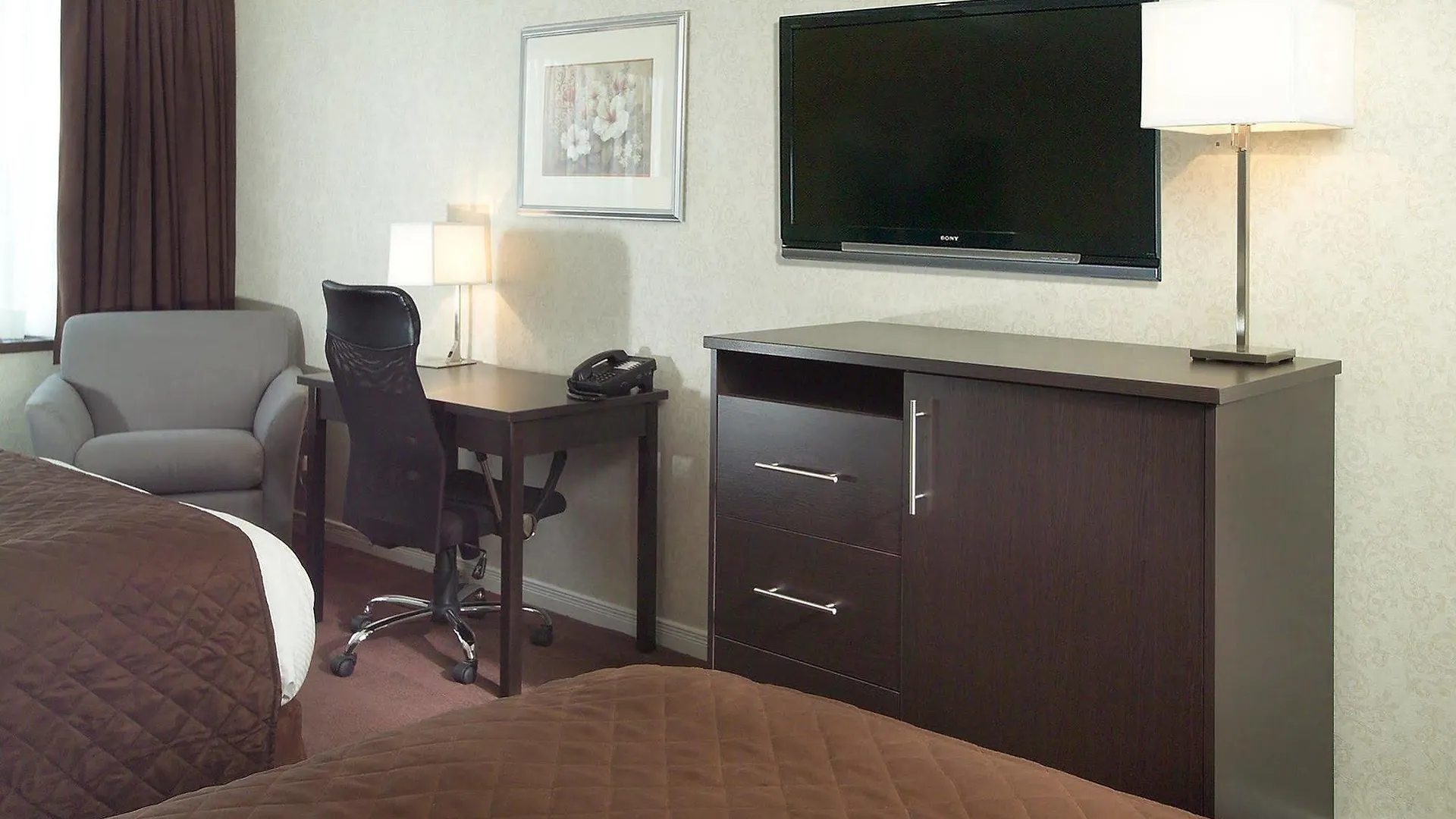 Best Western Primrose Hotel Downtown Toronto